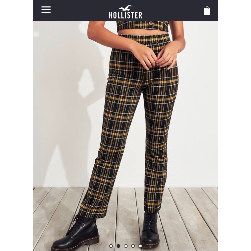 SOLD-Hollister kick flare pants—NEW WITH TAGS